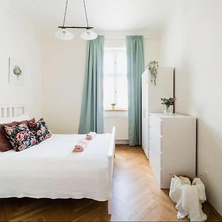 Duze Mieszkanie W Samym Rynku Wrocław Kültér fotó
